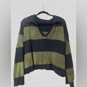 Wild fable collared striped sweatshirt